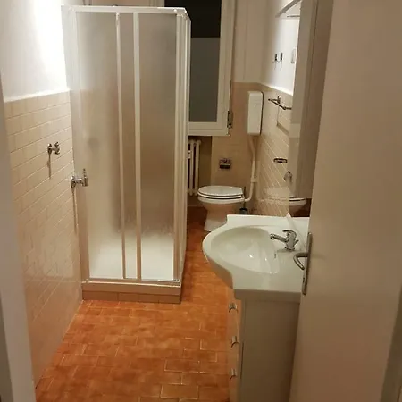 Affittacamere Parmappartamenti *